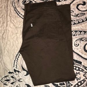 Levi’s-Brown-Slim